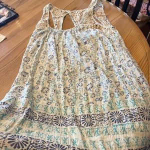 Lightweight summer tank top